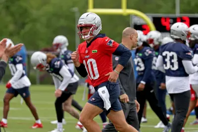 Patriots OTAs Day 2: Drake Maye throws 4 INTs, Christian Gonzalez stars