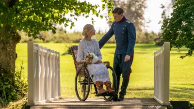 Bille August explores war, class & love in ‘The Kiss’