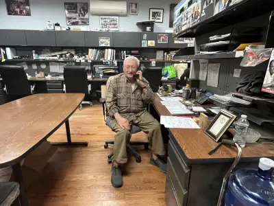 'Boss of the Carpenters' retires this weekend after 50 years building sets for SNL