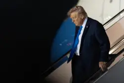 Judge blocks Trump executive order targeting elite law firm, a blow to his retribution campaign