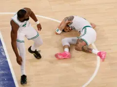 Jayson Tatum leaves Celtics’ Game 4 loss to Knicks with leg injury