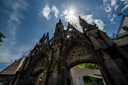 We’re all going to die. Brooklyn’s Green-Wood Cemetery wants you to get comfortable with it.